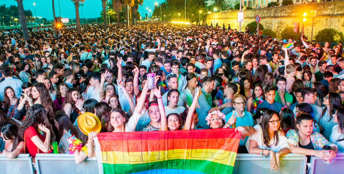 Fiesta de los palomos cojos LGTBI