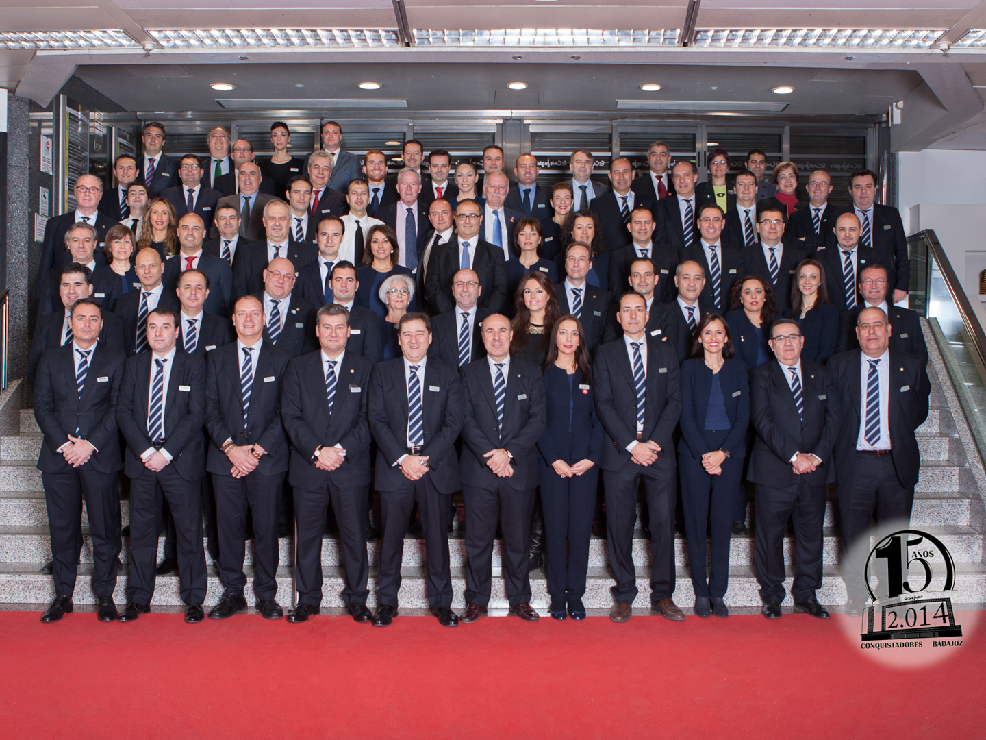 El Corte Inglés, foto familia de trabajadores en el 15 aniversario de la apertura en Badajoz