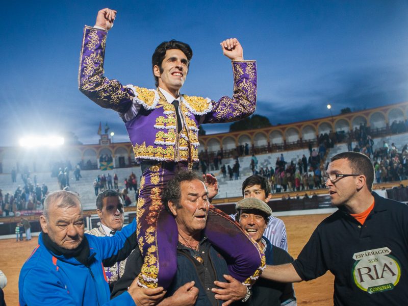 Olivenza, Talavante, Ganadería: Domecq